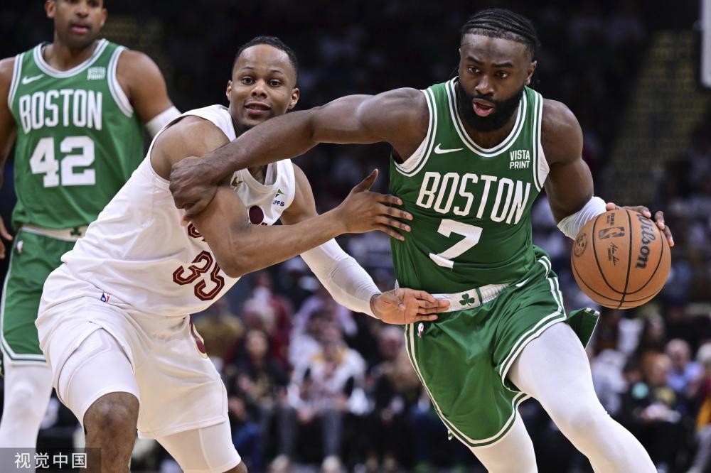 在领导下 在领导下