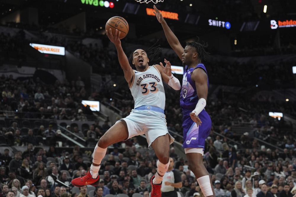 队在中后场 队在中后场