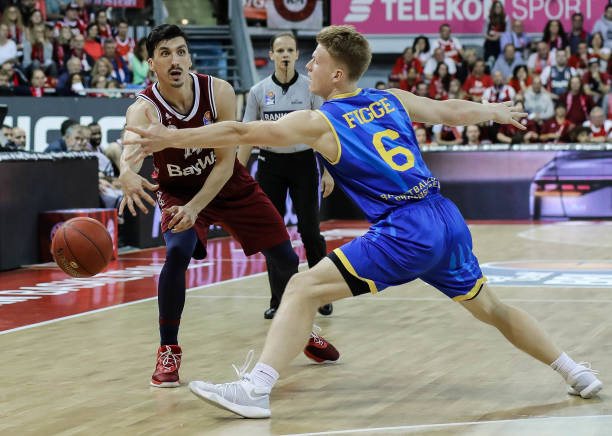 由于疫情的 由于疫情的