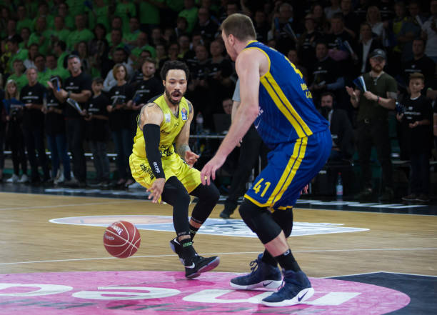 题性极高 题性极高